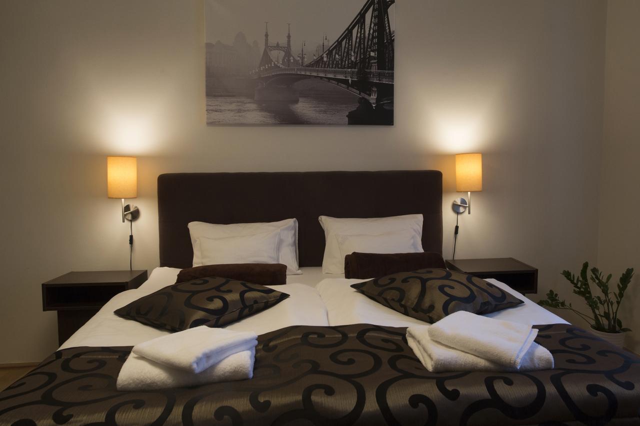 Opus Prime Apartment Budapest Bagian luar foto