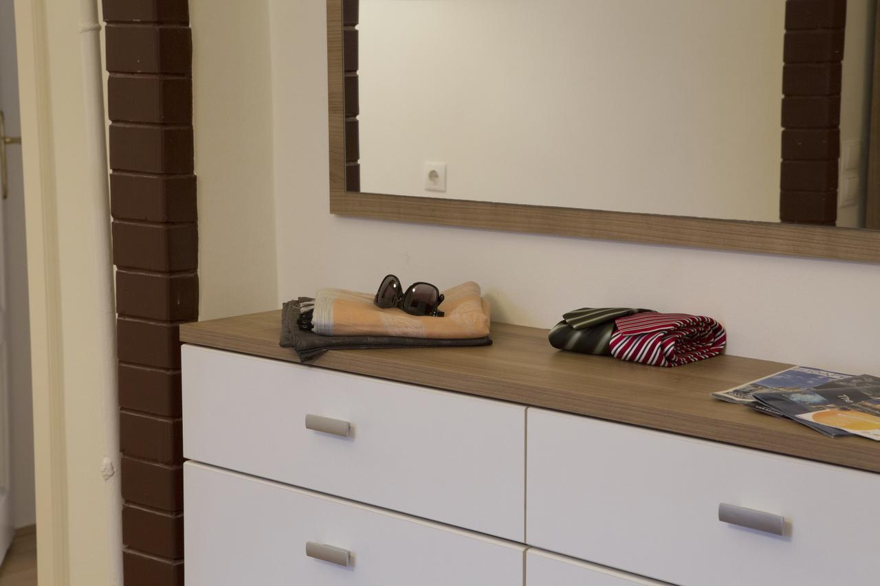 Opus Prime Apartment Budapest Bagian luar foto