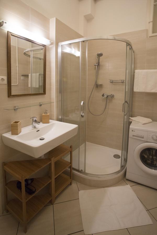 Opus Prime Apartment Budapest Bagian luar foto